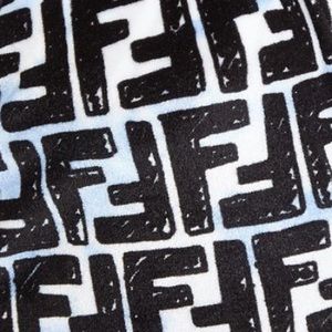 Meet your Posher, Natasha